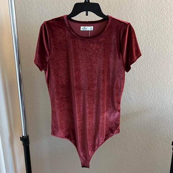 Hollister Velour Bodysuit - Picture 1 of 5